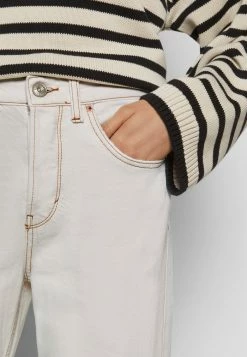 BDG Urban Outfitters AUTHENTIC STRAIGHT - Straight Leg Jeans - White -BDG Urban Outfitters shop a7210d62509b46629b883a1e559e9992