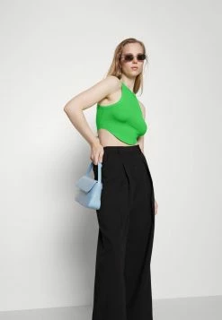 BDG Urban Outfitters HIGH NECK TANK WITH RAW CURVED HEM - Top - Green -BDG Urban Outfitters shop a92c3fb88a68496394266370cb7ff823