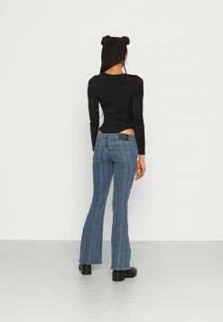 BDG Urban Outfitters STRIP FLARE - Bootcut Jeans - Mid Vintage -BDG Urban Outfitters shop ae19d118af4643af8411c7ca93dd7130