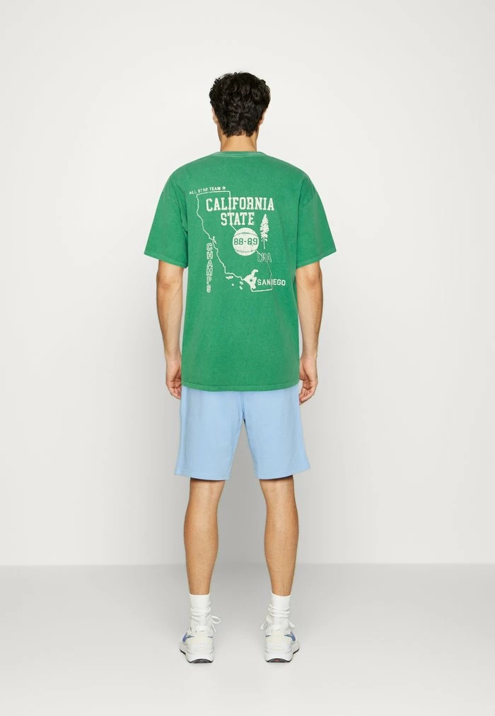 CALIFORNIA MAP TEE UNISEX - Print T-shirt - green BDG Urban Outfitters CALIFORNIA MAP TEE UNISEX - Print T-shirt - Green -BDG Urban Outfitters shop b0b392639e504757bc01198ba40a272e