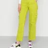BDG Urban Outfitters BDG LIME SKATE - Cargo Trousers - Lime