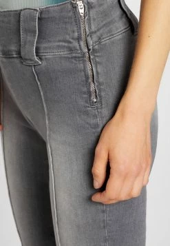 BDG Urban Outfitters MISSY FLARE - Flared Jeans - Grey -BDG Urban Outfitters shop ba4ccc1406c24336b35d232ccfe4f625
