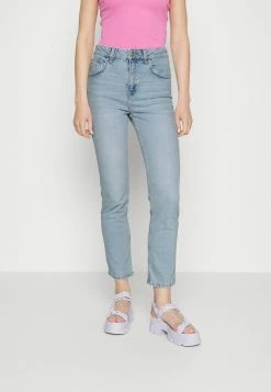 BDG Urban Outfitters Straight Leg Jeans - Off White