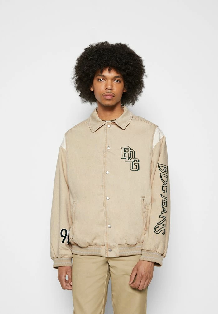 DENIM VARSITY JACKET - Light jacket - ecru BDG Urban Outfitters DENIM VARSITY JACKET - Light Jacket - Ecru -BDG Urban Outfitters shop c0f8a6ab5a404b4a8b2bc78ec7149054