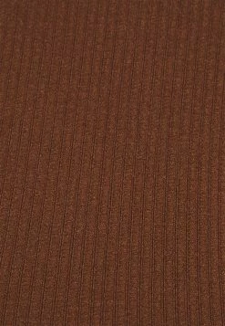 BDG Urban Outfitters BUNGEE STRAP BODY THONG SNAP - Top - Brunette -BDG Urban Outfitters shop c686cf41214f46d2bd2108e9d91d1b10