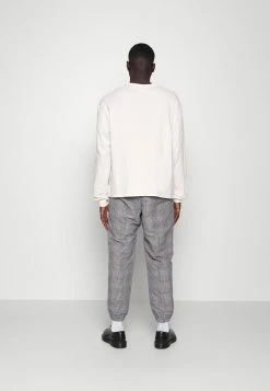 BDG Urban Outfitters TEE UNISEX - Long Sleeved Top - Cream -BDG Urban Outfitters shop ca52588122464d788dca309de1f7f877