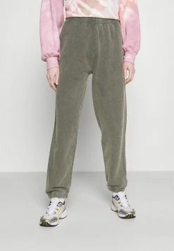 BDG Urban Outfitters OVERDYED JOGGER - Tracksuit Bottoms - Charcoal