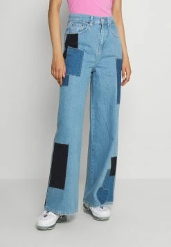 BDG Urban Outfitters PRETTY PATCH PUDDLE - Relaxed Fit Jeans - Blue