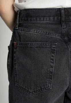 BDG Urban Outfitters MODERN BOYFRIEND - Straight Leg Jeans - Black -BDG Urban Outfitters shop cc3c167502524e5b9c6054027b251ee7