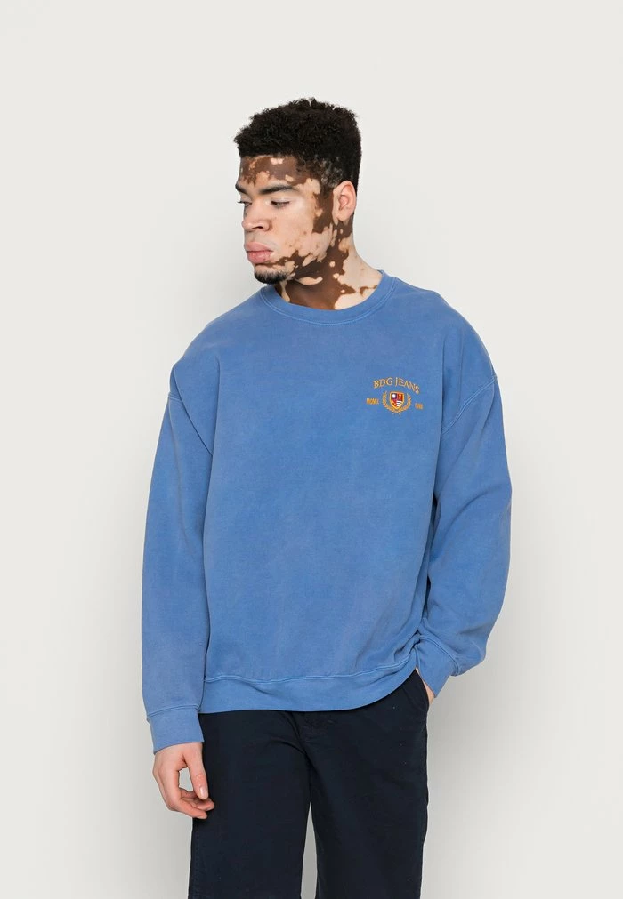 CREST CREW NECK UNISEX - Sweatshirt - blue BDG Urban Outfitters CREST CREW NECK UNISEX - Sweatshirt - Blue -BDG Urban Outfitters shop d61723c34af04002a98294c3b17a6527
