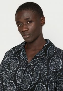 BDG Urban Outfitters PRINTED REVERE SHIRT - Shirt - Black -BDG Urban Outfitters shop e0a1f25fef7040f088de940ced4b93f4