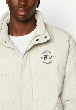 BDG Urban Outfitters PUFFER - Winter Jacket - Ecru -BDG Urban Outfitters shop e115cb0bb5dc40cf8a62a770804a9562