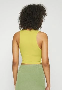 BDG Urban Outfitters JOSIE SEAMLESS V-NECK VEST - Top - Yellow 4 BDG Urban Outfitters JOSIE SEAMLESS V-NECK VEST - Top - Yellow -BDG Urban Outfitters shop e2648b908cbc4fa4ace446121b6ee6c0