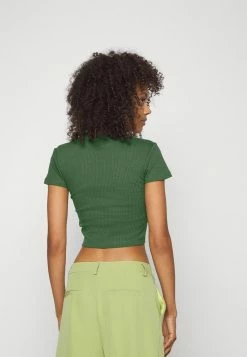 BDG Urban Outfitters BABY - Basic T-shirt - Green 4 BDG Urban Outfitters BABY - Basic T-shirt - Green -BDG Urban Outfitters shop e49ffa30baa84a729f03b2830731ead9