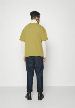 BDG Urban Outfitters UNISEX - Basic T-shirt - Yellow -BDG Urban Outfitters shop e751f5410d2f4e50b1174f8b0b2edaa9