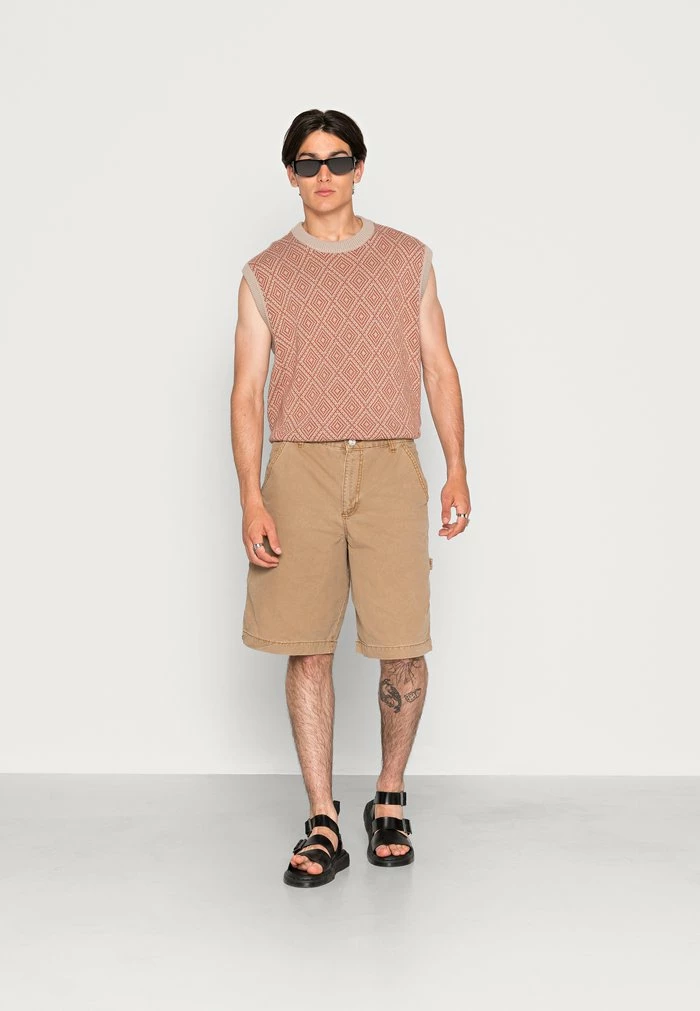 CARPENTER - Denim shorts - ecru BDG Urban Outfitters CARPENTER - Denim Shorts - Ecru -BDG Urban Outfitters shop e8690b80214a4220accb04be6185b481