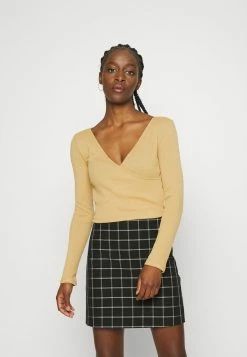 BDG Urban Outfitters BALLET WRAP - Jumper - Sand