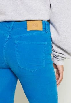 BDG Urban Outfitters FLARE - Flared Jeans - Brilliant Blue 6 BDG Urban Outfitters FLARE - Flared Jeans - Brilliant Blue -BDG Urban Outfitters shop eb460460eca846e9876cb1ea2e9c7820