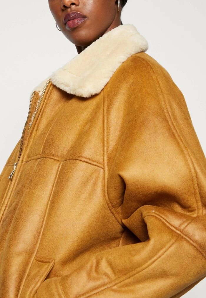 SUEDETTE HARRINGTON JACKET - Light jacket - brown BDG Urban Outfitters SUEDETTE HARRINGTON JACKET - Light Jacket - Brown -BDG Urban Outfitters shop ec6b5dd5d6ad4ad28fe7fd5ca129fcdd