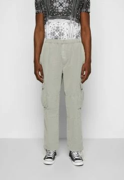 BDG Urban Outfitters PANT - Cargo Trousers - Ecru -BDG Urban Outfitters shop f12b9a03ac5045a89258f3c1d98812d6