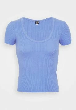 BDG Urban Outfitters SCOOP BABY TEE - Basic T-shirt - Bright Blue -BDG Urban Outfitters shop f49f78a284f349528a3527b397baf55e