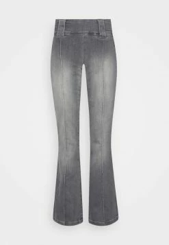BDG Urban Outfitters MISSY FLARE - Flared Jeans - Grey -BDG Urban Outfitters shop f7b470350c97405ba000a322bc43b415