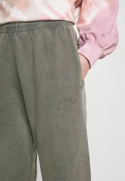 BDG Urban Outfitters OVERDYED JOGGER - Tracksuit Bottoms - Charcoal -BDG Urban Outfitters shop fcfc23e8117749ca80ca7fc88ba795cc